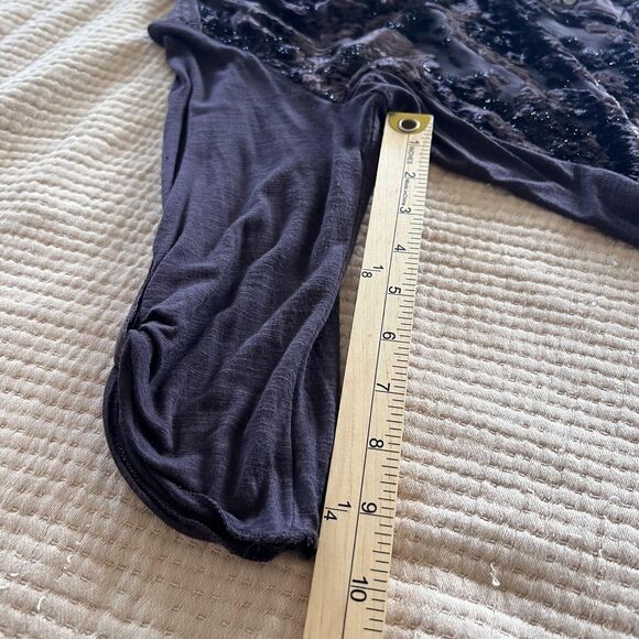 Anthropologie Tiny Blouse Women Medium Purple Black Velvet Burnout Silk Flaw - Picture 14 of 16